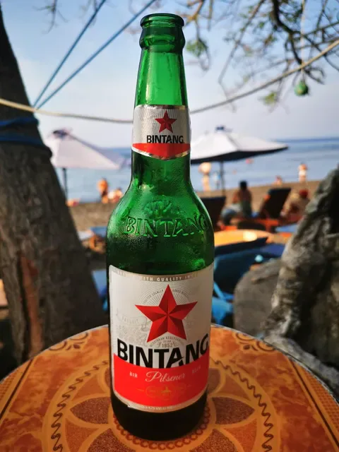Blue Star Bungalows & Cafe