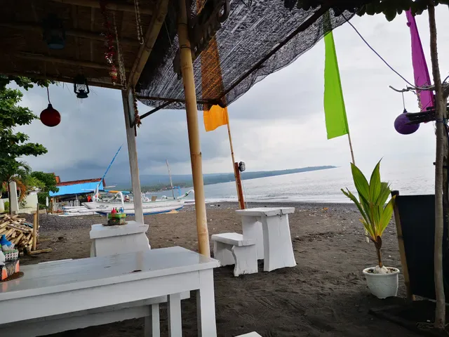 Chill Bar & Grill