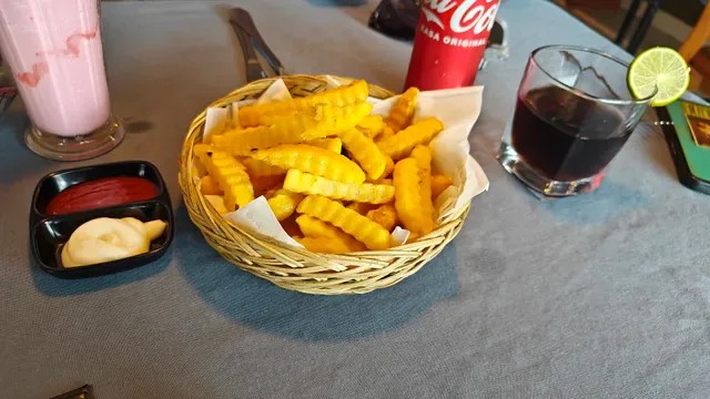 Deloise Restaurant