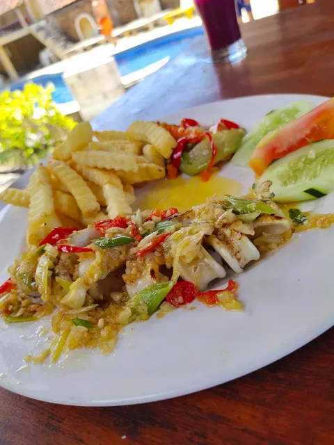 Divers Cafe & Restaurant