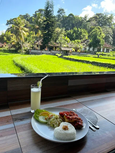 Good Karma Warung and Homestay