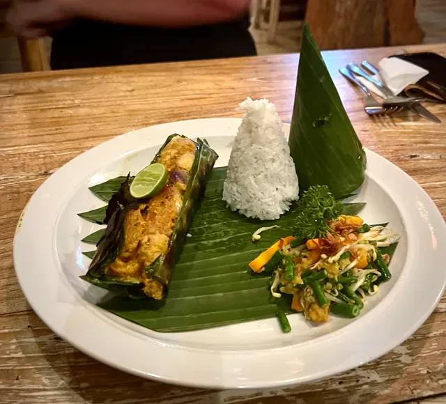 Green Melon Warung