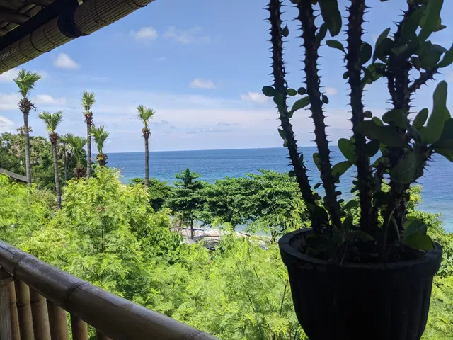 Ibus Sea View Warung