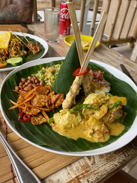 Ibus Sea View Warung