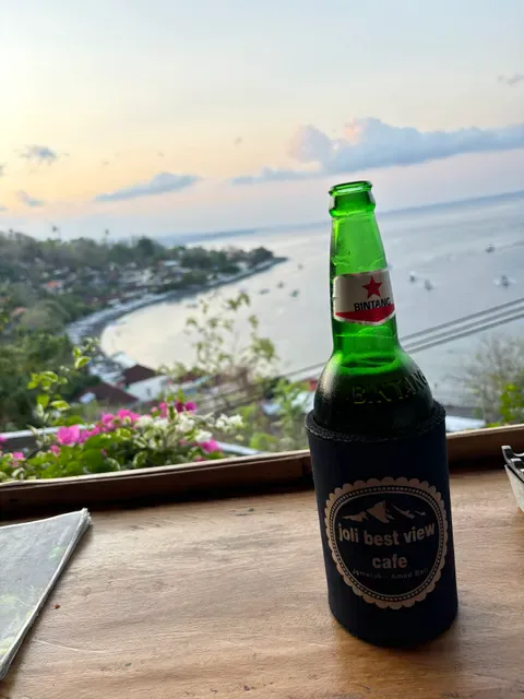 Joli Best View Cafe