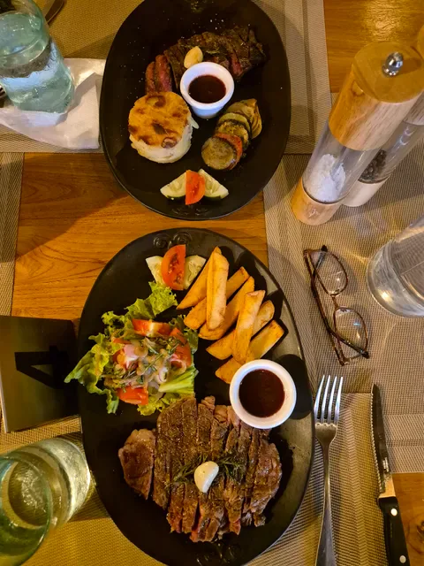 Le Bistrot