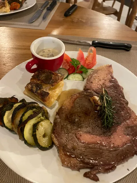 Le Bistrot