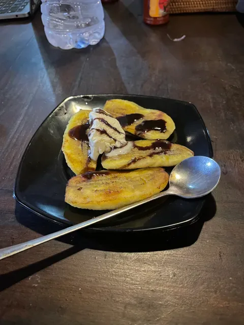 Moon Cafe