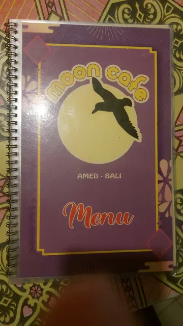 Moon Cafe