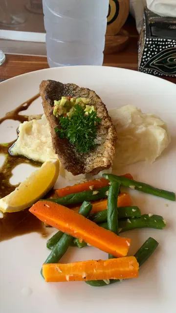 Pondok Vienna Beach Restaurant