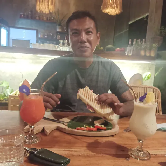 Rimba Cafe