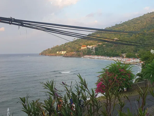 Sails Restaurant