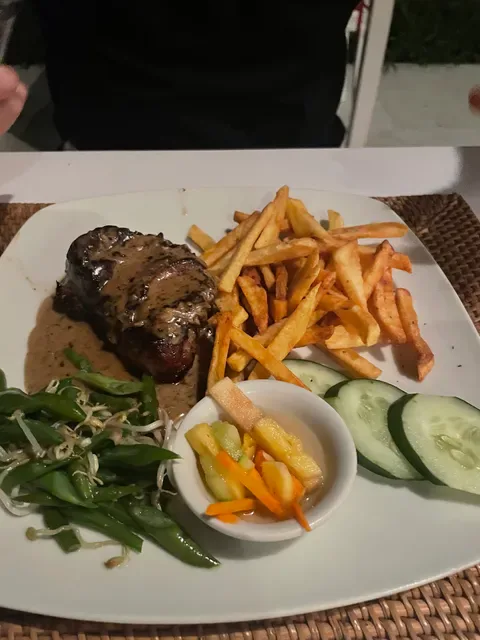 Sails Restaurant