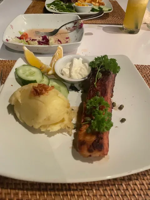 Sails Restaurant