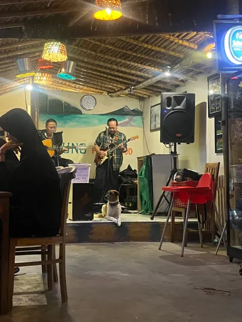 Warung Agung Amed