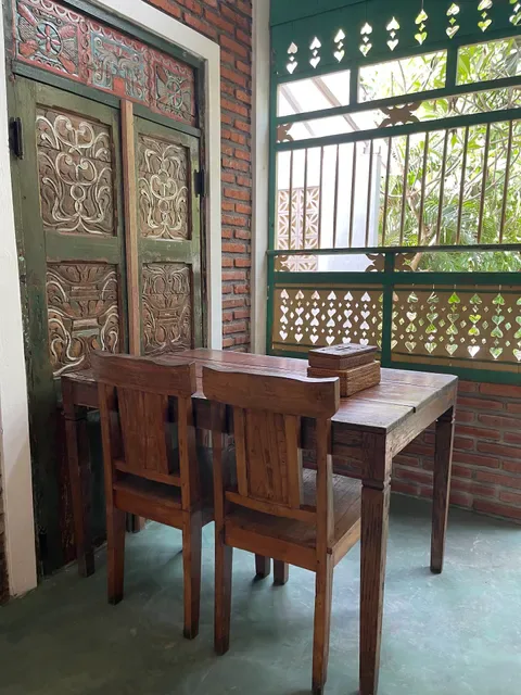 Warung Enak and Bungalows