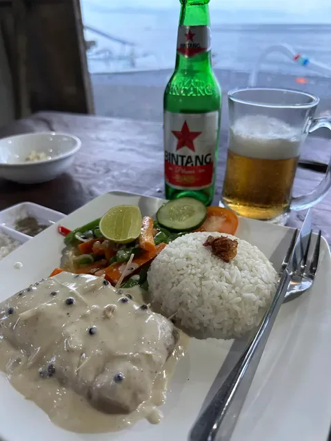 Warung Lebah Sea View