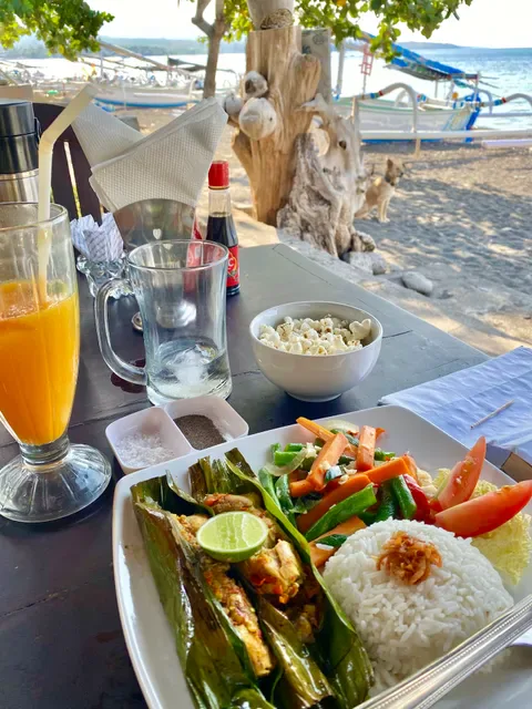 Warung Lebah Sea View