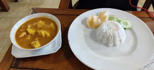 Warung Lucky Sari Amed