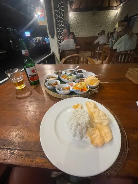 Warung Lucky Sari Amed