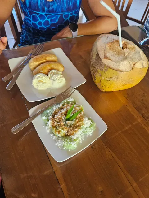 Warung Sama Cafe