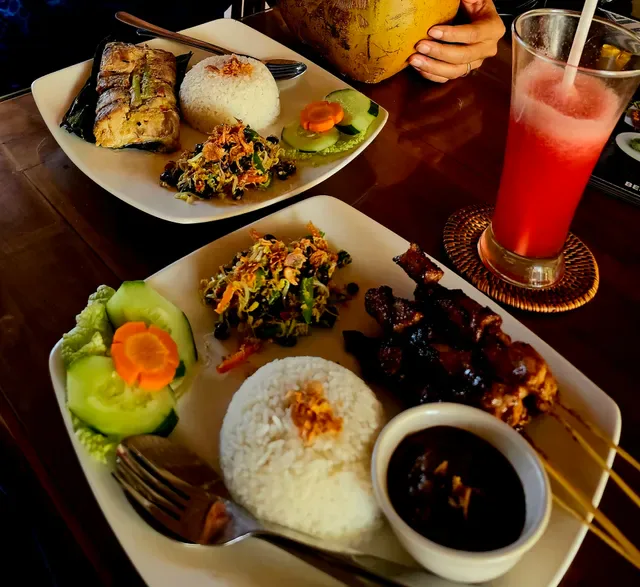 Warung Sama Cafe