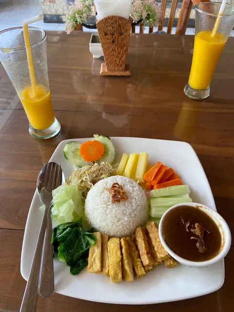 Warung Sama Cafe