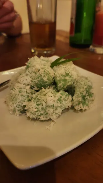 Warung Sama Cafe