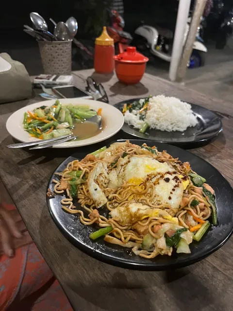 Warung Han's Bamboo