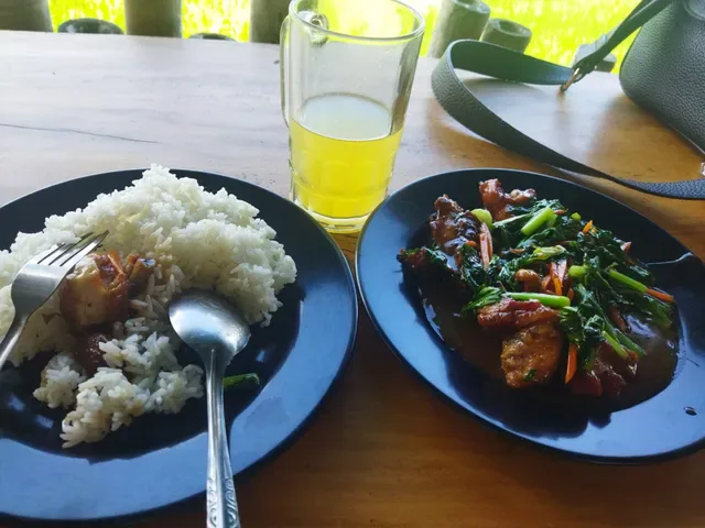 Warung Han's Bamboo