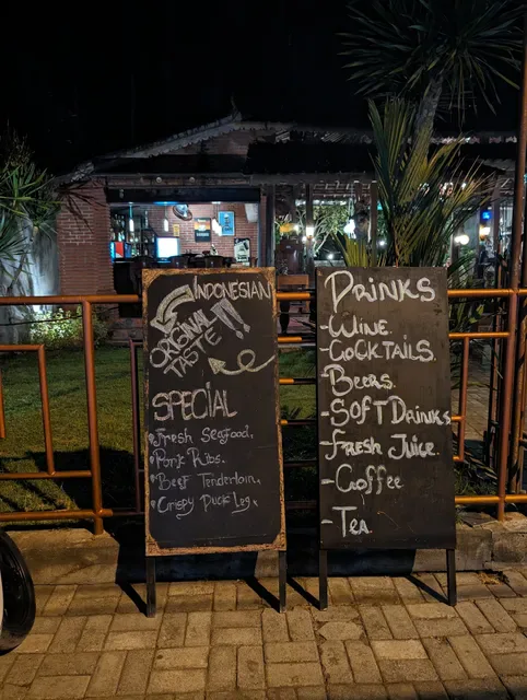 Joglo Bar & Restaurant