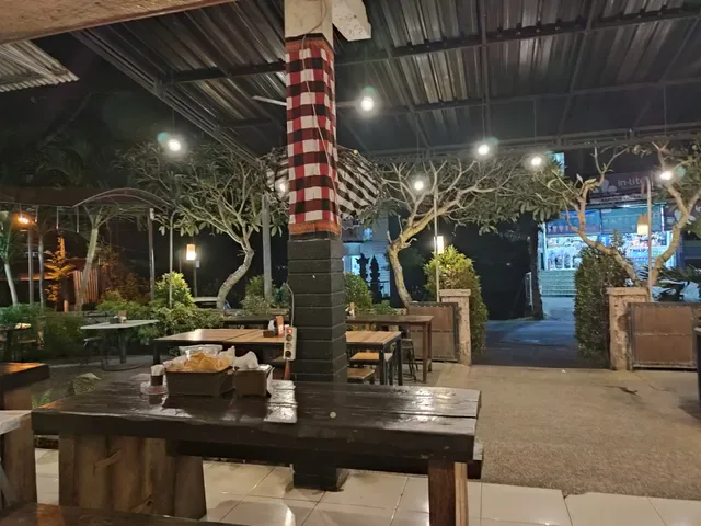 Kumendel Rumah Makan Keluarga