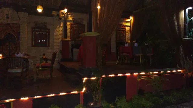 LaRouge restaurant