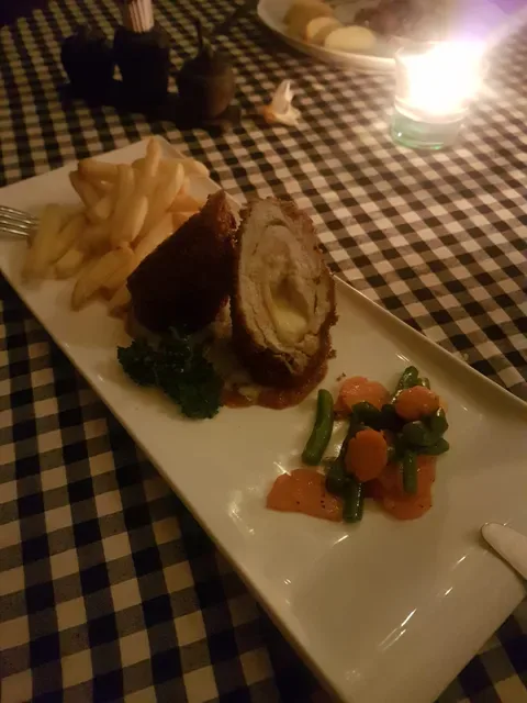 LaRouge restaurant