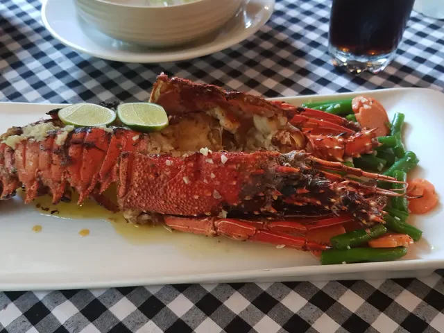 LaRouge restaurant