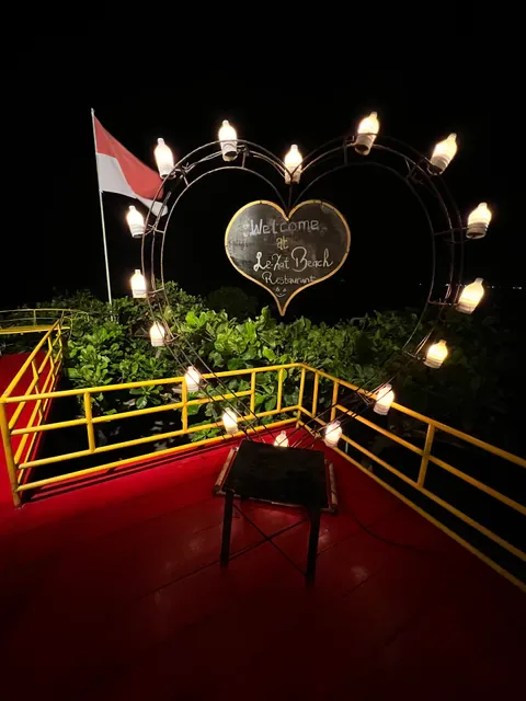 Lezat Beach Restaurant