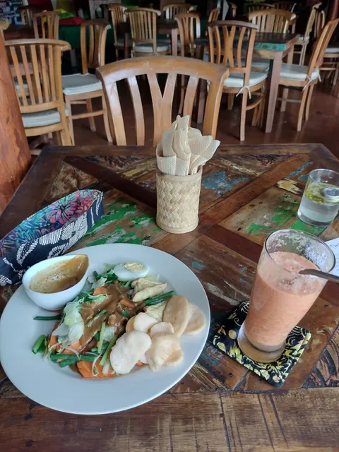 New Queen Pub & Restaurant