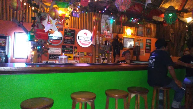 New Queen Pub & Restaurant