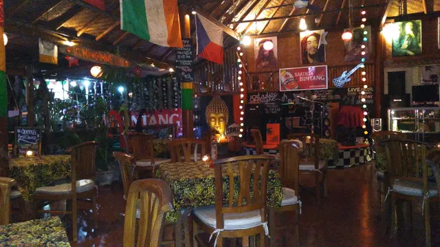 New Queen Pub & Restaurant