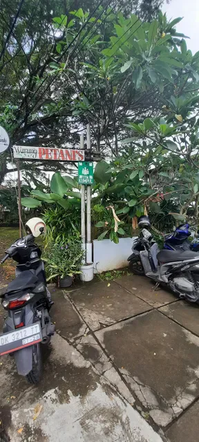 Petani's Warung and Catering