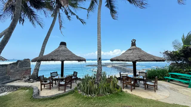 Puri Pandan Restaurant and Bungalow