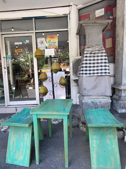Wacky Jacky's Bali & WJ's Coffee Shop