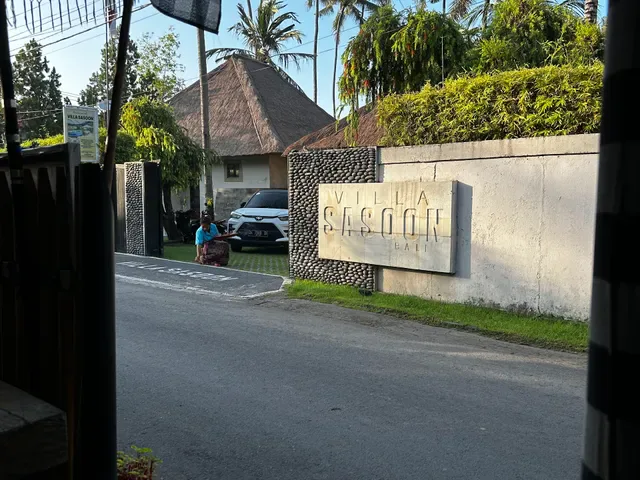 Warung Candidasa Moka