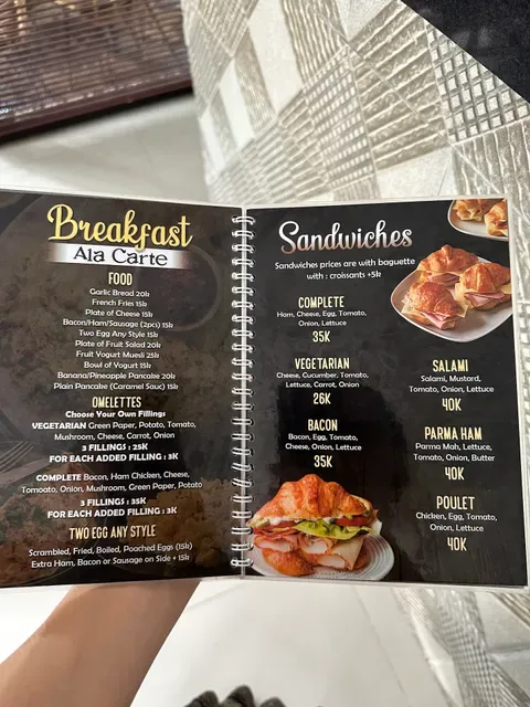 Warung Candidasa Moka