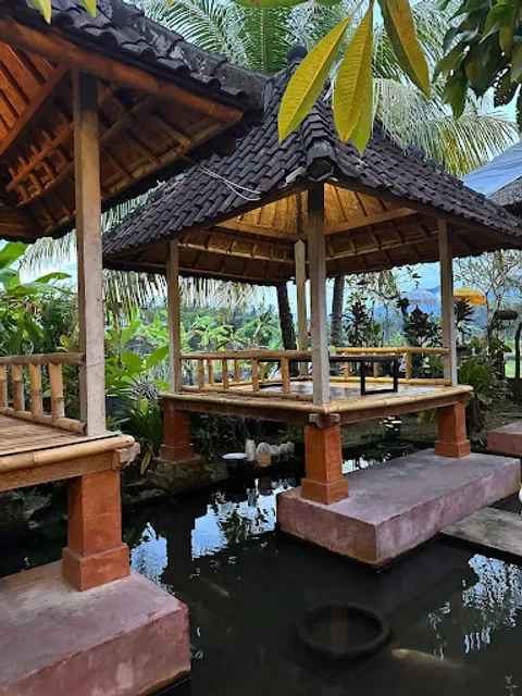 Warung Lesehan Mina Carik