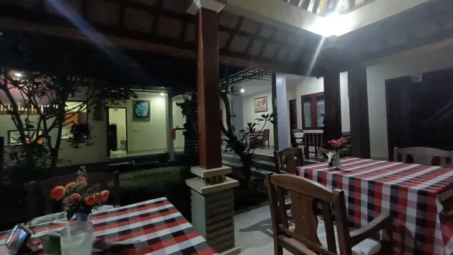 Warung Puspa Candidasa