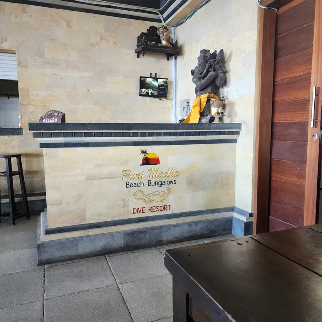 Puri Madha Dive Resort