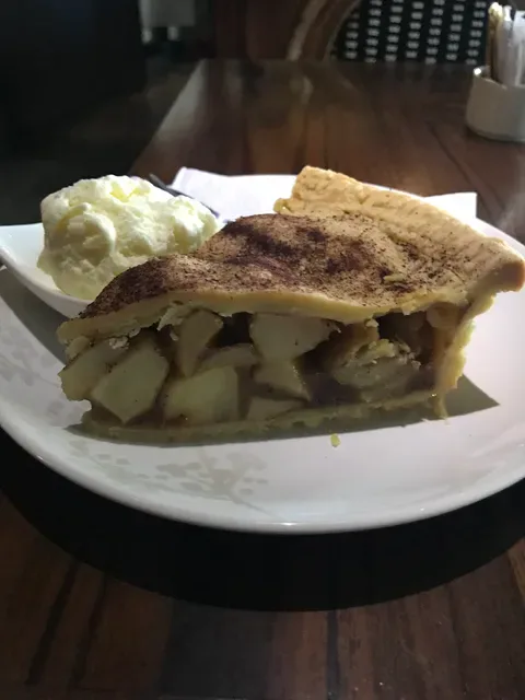 Loaf Candidasa Cafe