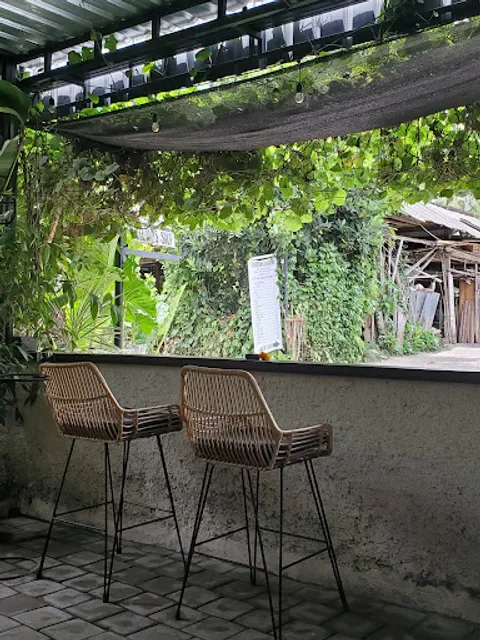 Oketo Cafe & Restaurant