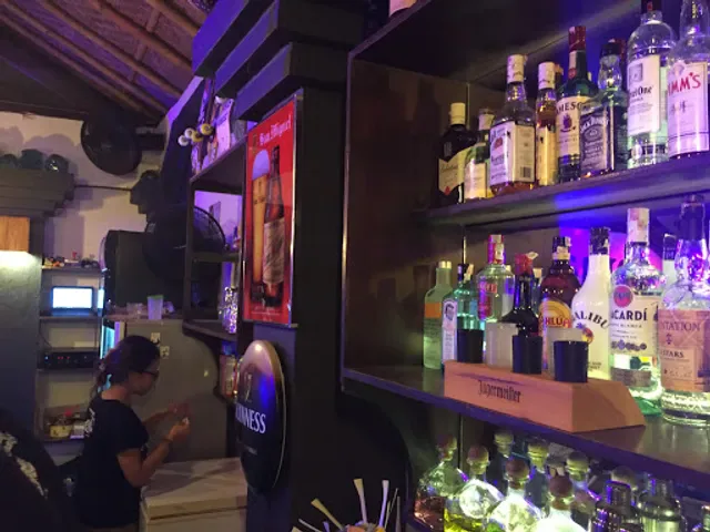 Omang Omang Bar And Diner.